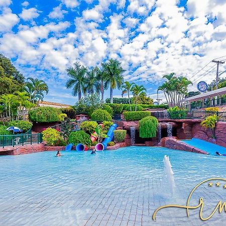 Spazzio Diroma Rm Hospedagem Com Acesso Acqua Park/Splash Caldas Novas Buitenkant foto
